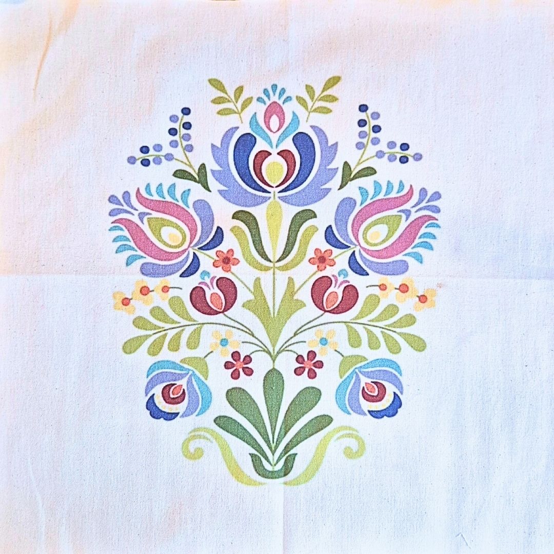 Cojín con tela sobrante para armarlo de 40x40cm.